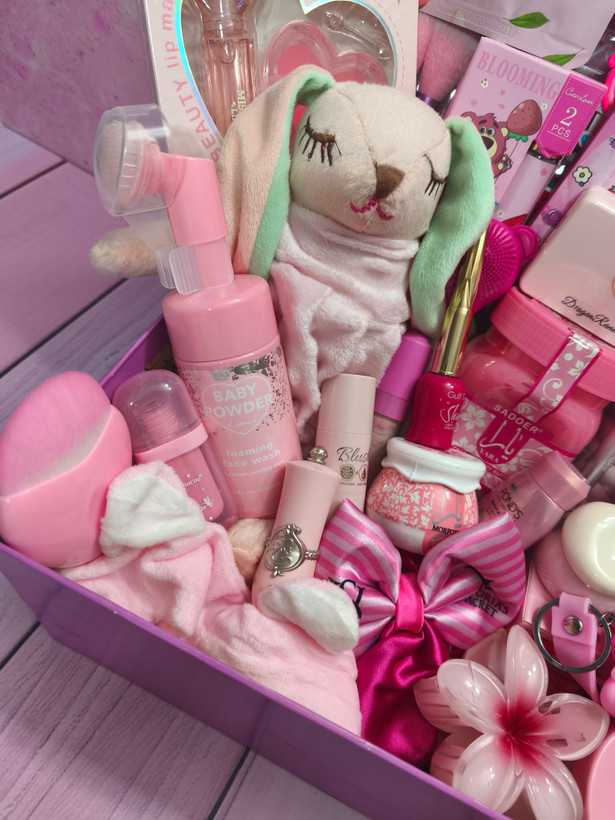 غول باکس هدیه آرایشی لاکچری رنگ صورتی