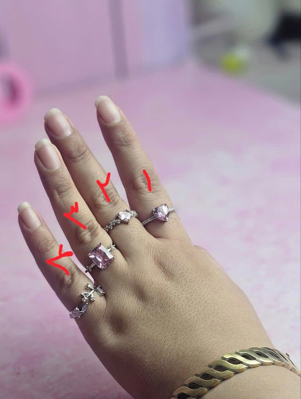 انگشتر پرنسسی نگین صورتی
